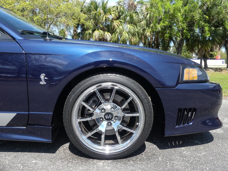 2001 Ford Mustang 41