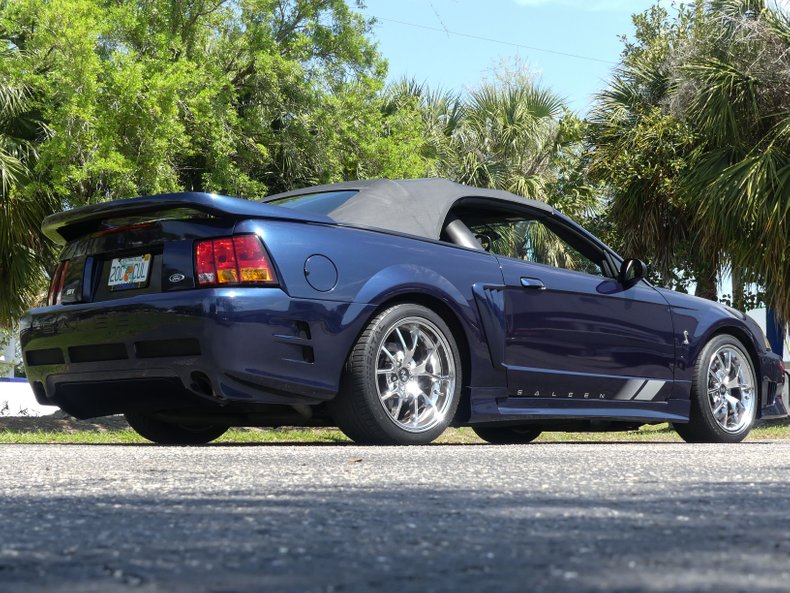 2001 Ford Mustang 37