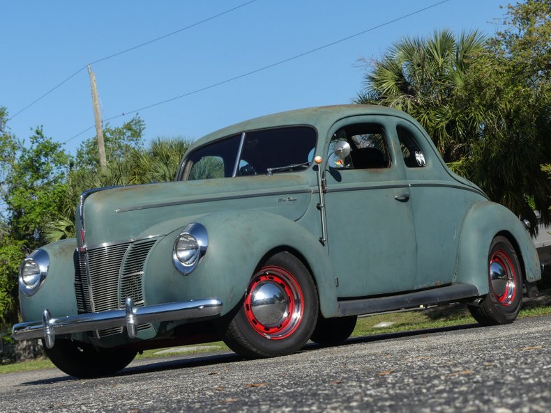 1940 Ford Deluxe Coupe 