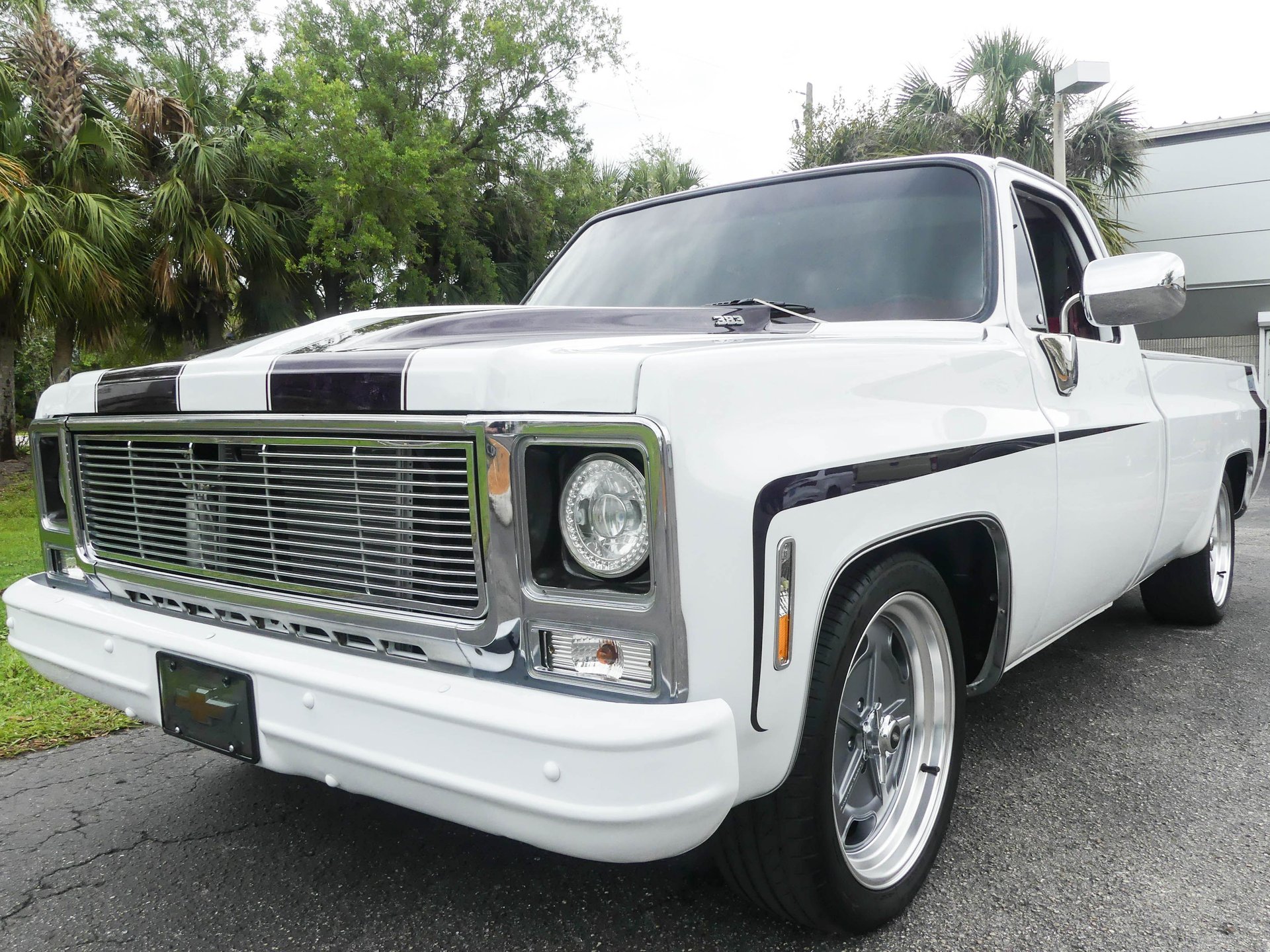 0809-TAMPA | 1979 Chevrolet C10 Fleetside Restomod | Survivor Classic Cars Services
