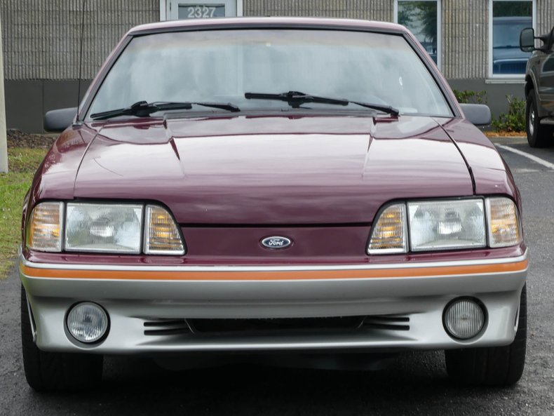 1988 Ford Mustang 16