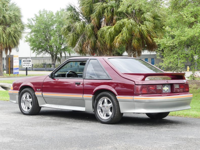 1988 Ford Mustang 24