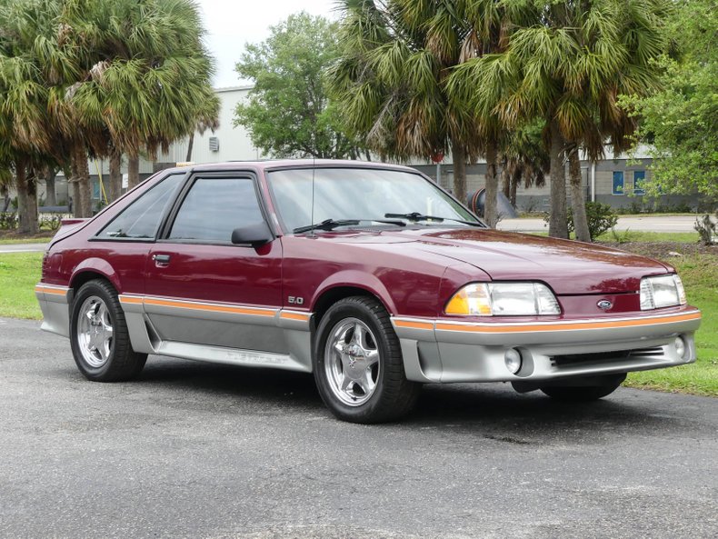 1988 Ford Mustang 44