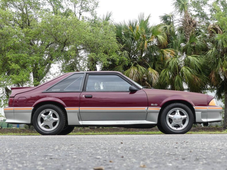 1988 Ford Mustang 46