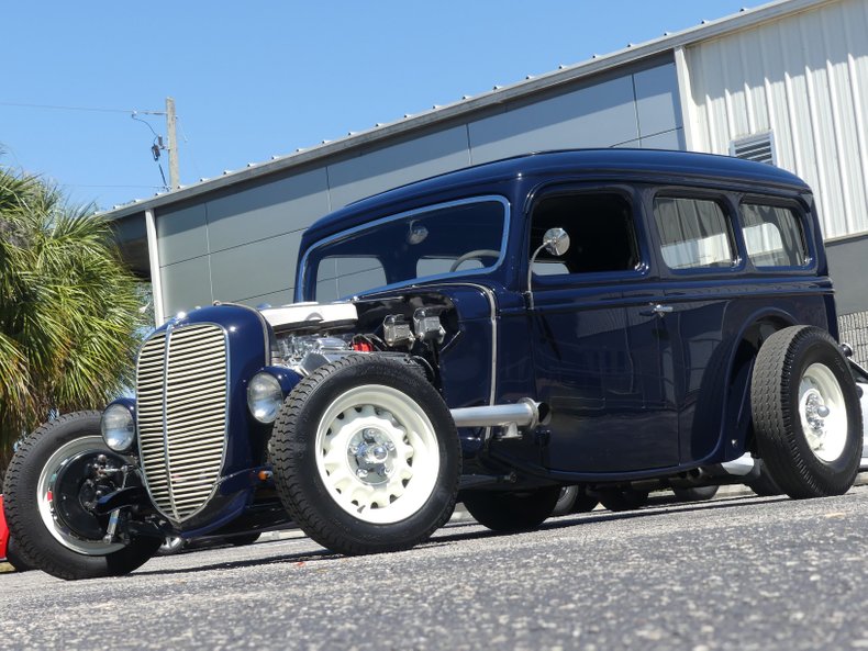 1935 Ford Sedan Delivery 1