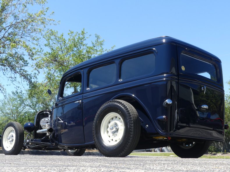 1935 Ford Sedan Delivery 19