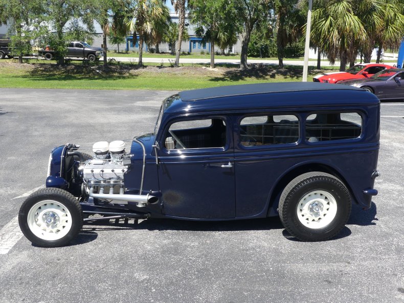 1935 Ford Sedan Delivery 18