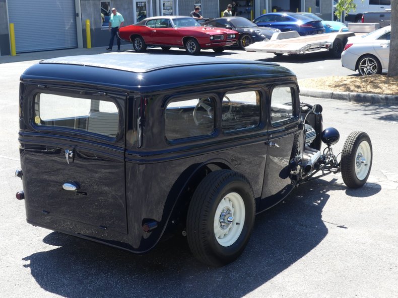 1935 Ford Sedan Delivery 27