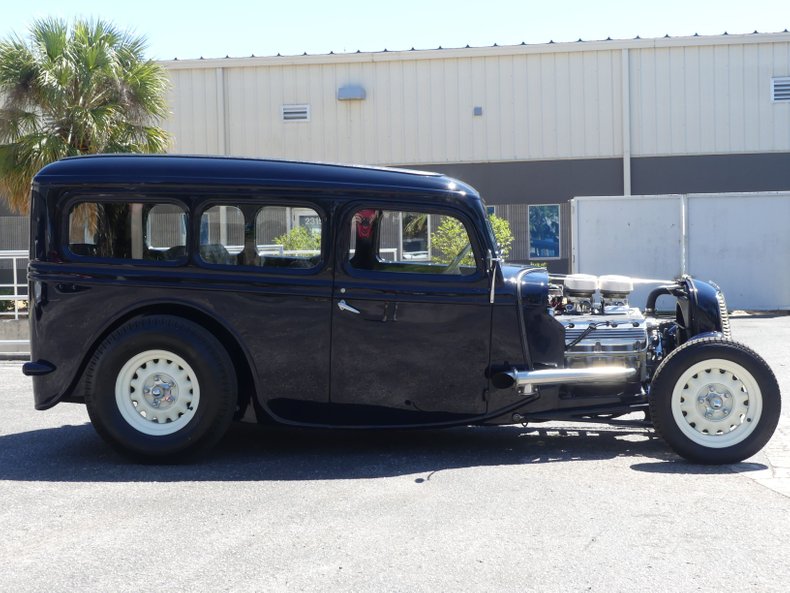 1935 Ford Sedan Delivery 29
