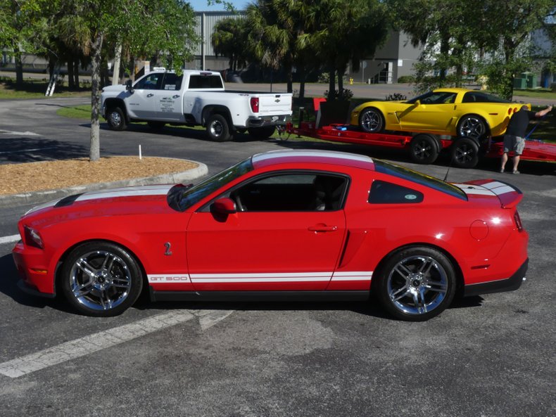 2010 Ford Mustang 33