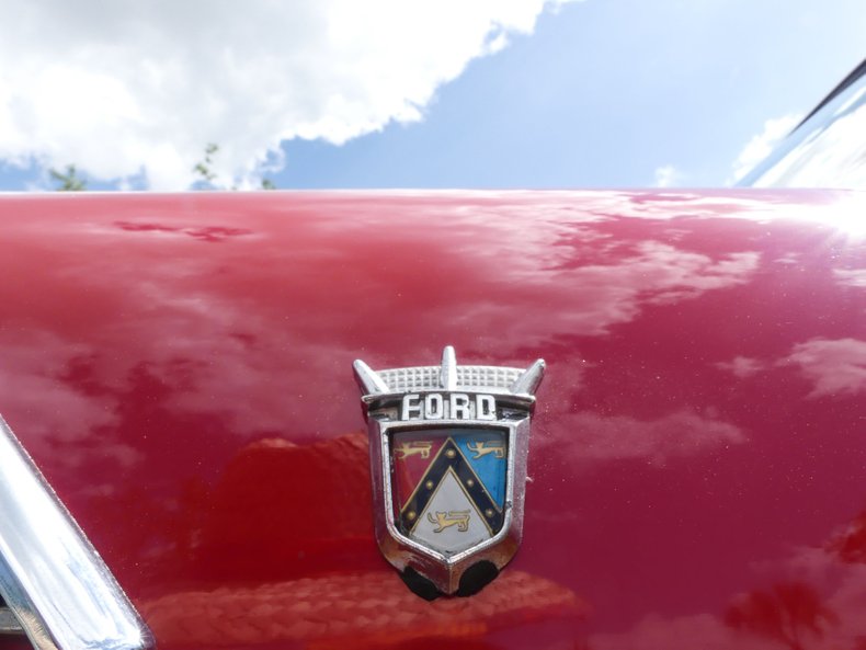 1956 Ford Thunderbird 64