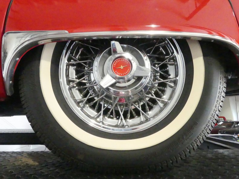1956 Ford Thunderbird 127
