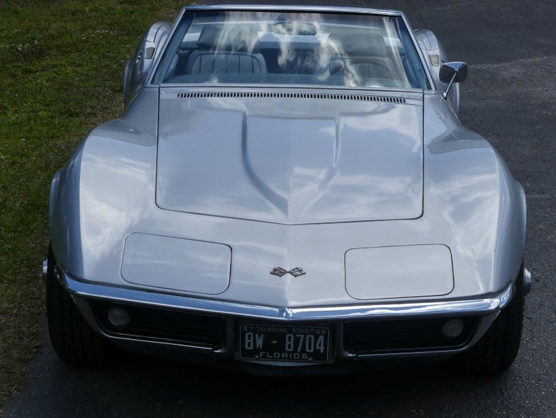 1968 Chevrolet Corvette 21