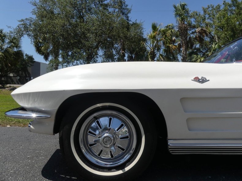 1964 Chevrolet Corvette 33
