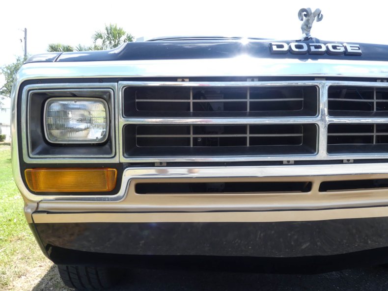1986 Dodge D100 Series 25