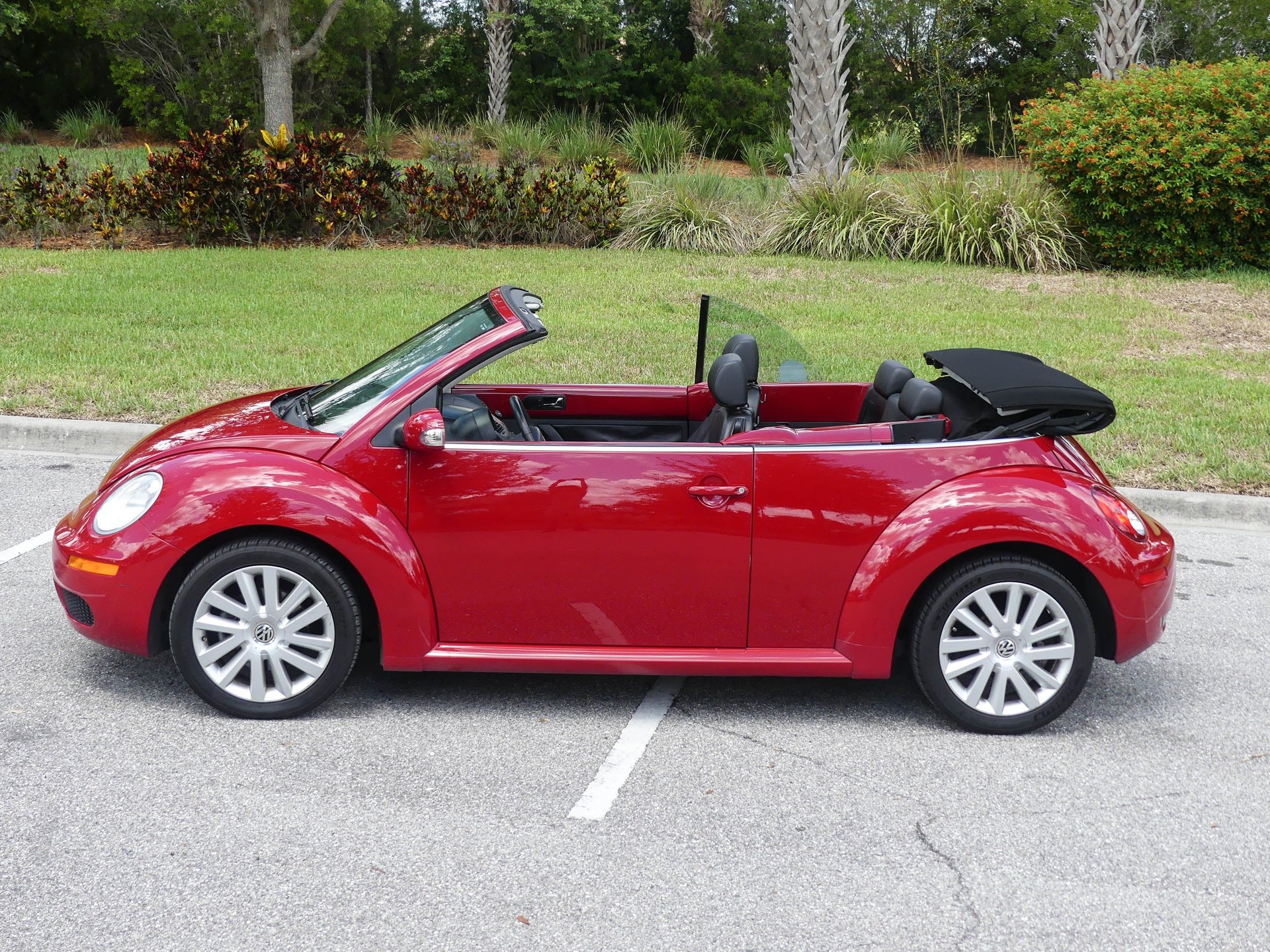 0853-TAMPA | 2008 Volkswagen Beetle Convertible | Survivor Classic Cars Services