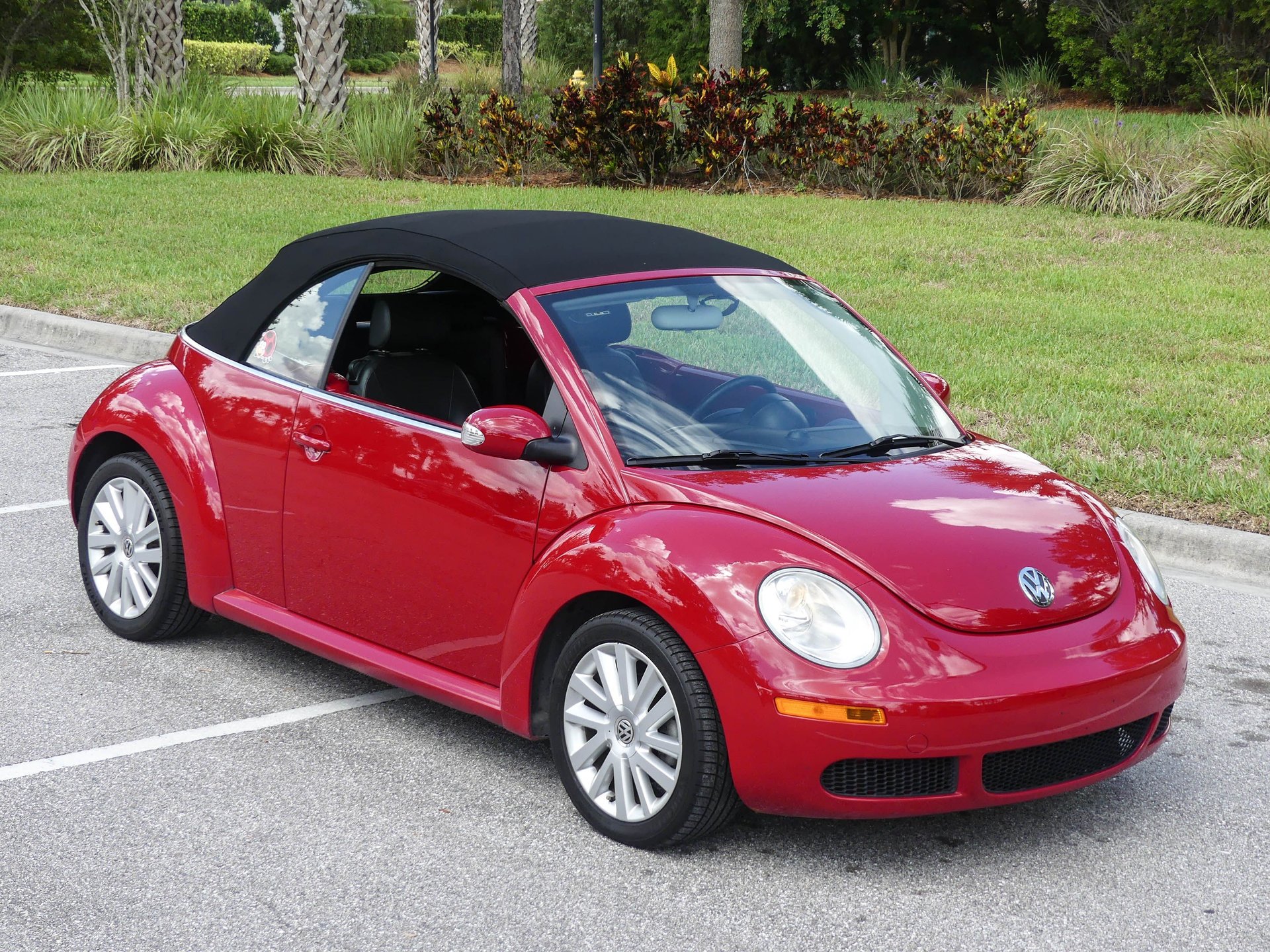 0853-TAMPA | 2008 Volkswagen Beetle Convertible | Survivor Classic Cars Services