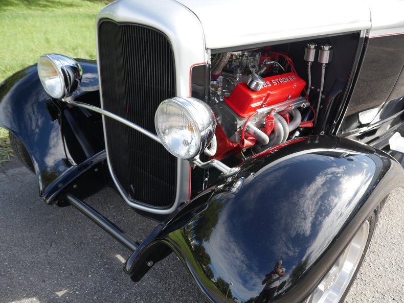 1932 Ford Roadster 31
