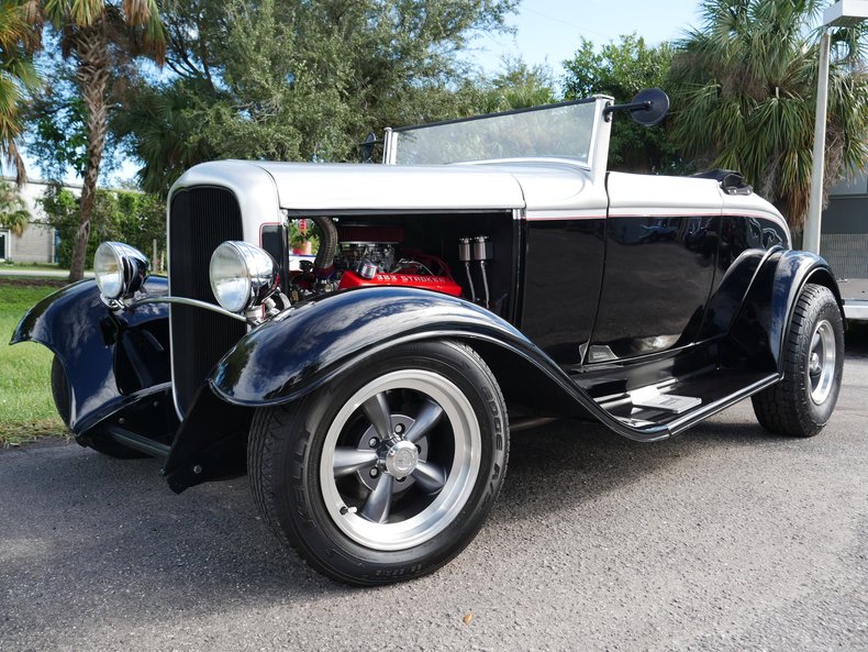 1932 Ford Roadster 46