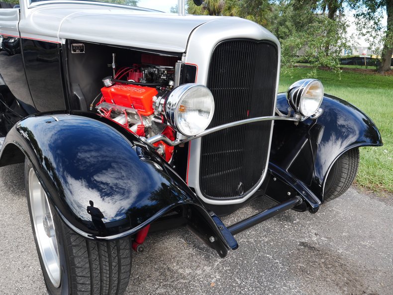 1932 Ford Roadster 64