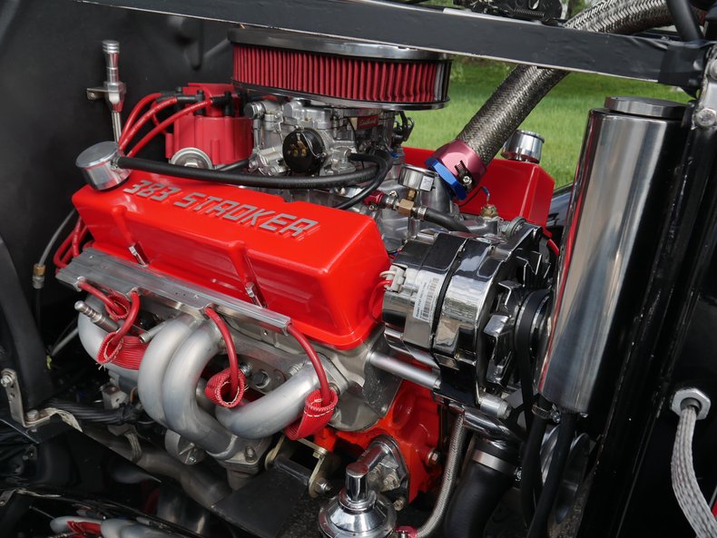 1932 Ford Roadster 85
