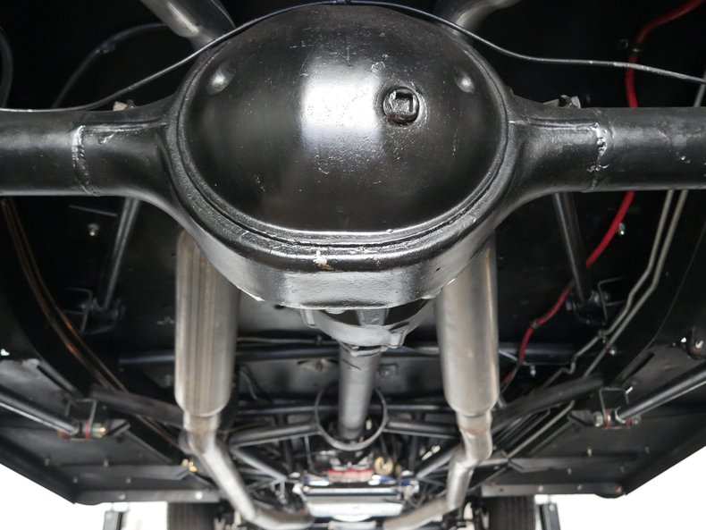 1932 Ford Roadster 108