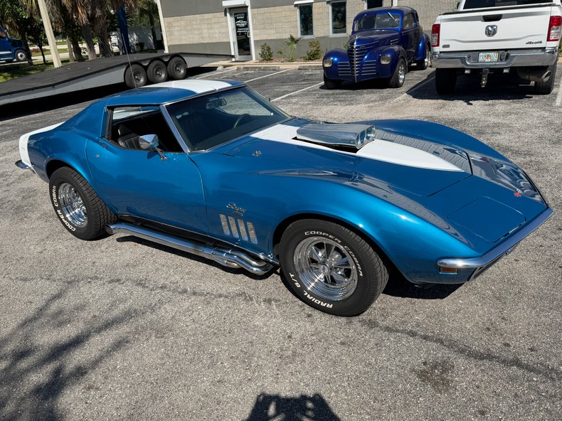 1969 Chevrolet Corvette 5