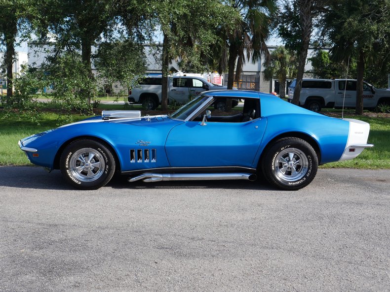 1969 Chevrolet Corvette 29