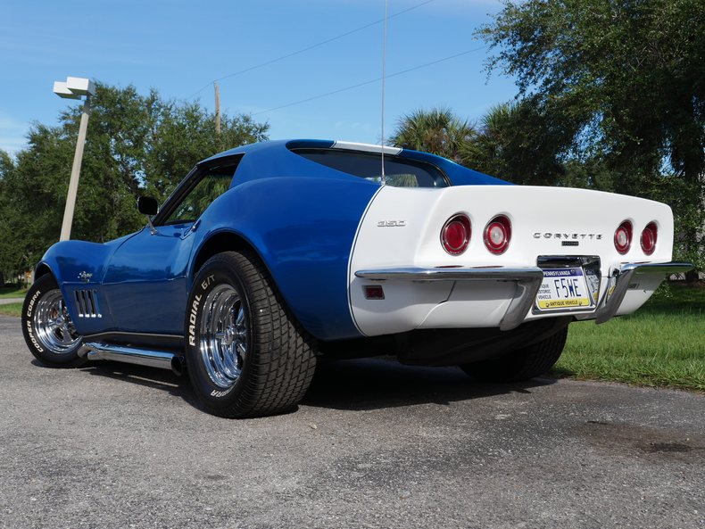 1969 Chevrolet Corvette 22