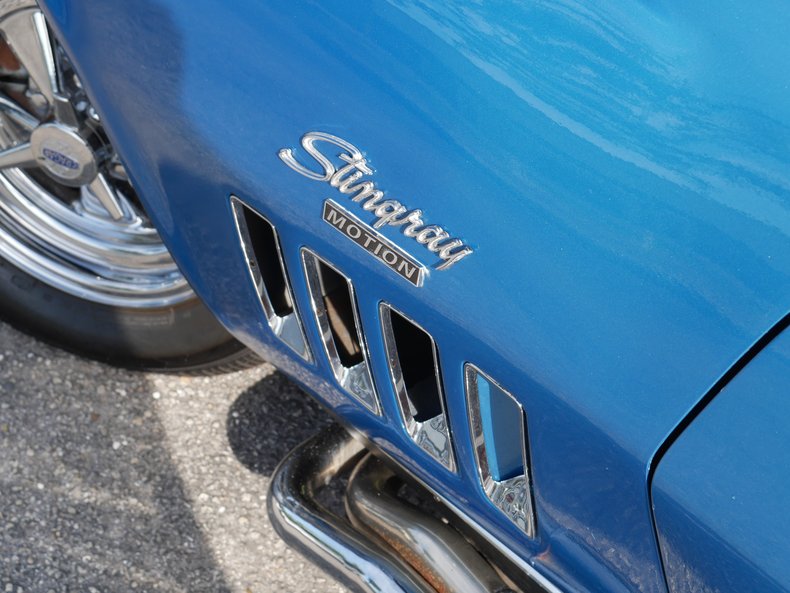 1969 Chevrolet Corvette 36