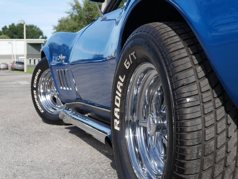1969 Chevrolet Corvette 35
