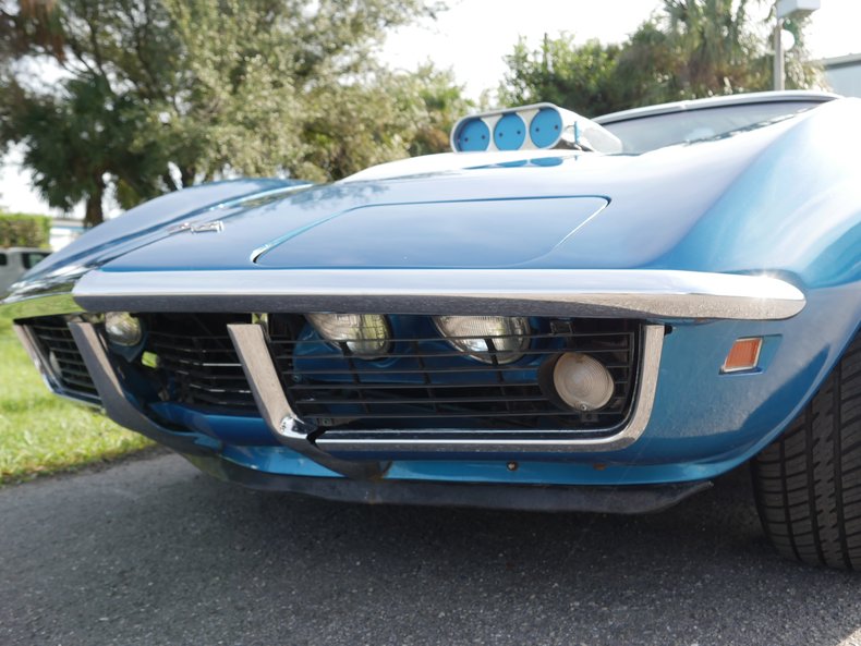1969 Chevrolet Corvette 43