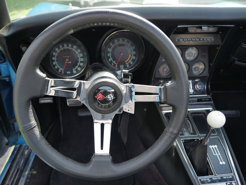 1969 Chevrolet Corvette 75