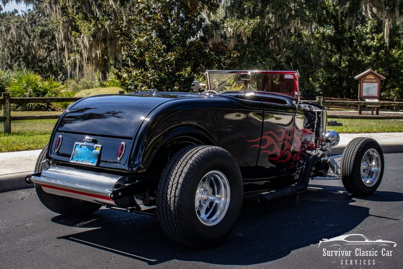 1932 Ford Hi-Boy 85