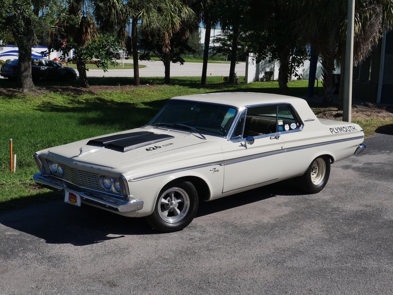 1963 Plymouth Fury 12