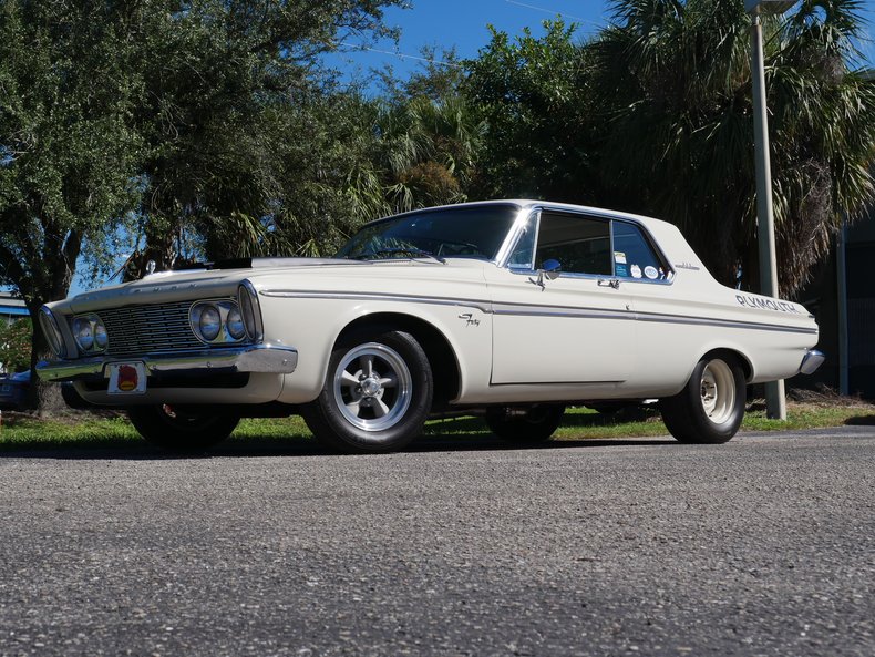 1963 Plymouth Fury 10