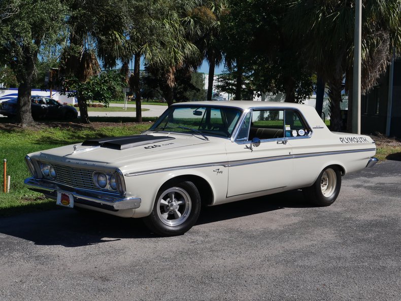 1963 Plymouth Fury 9