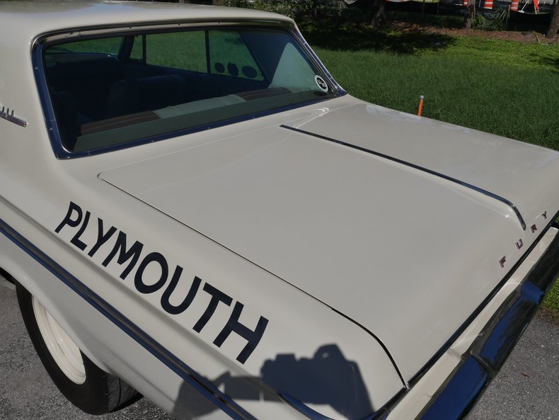 1963 Plymouth Fury 36