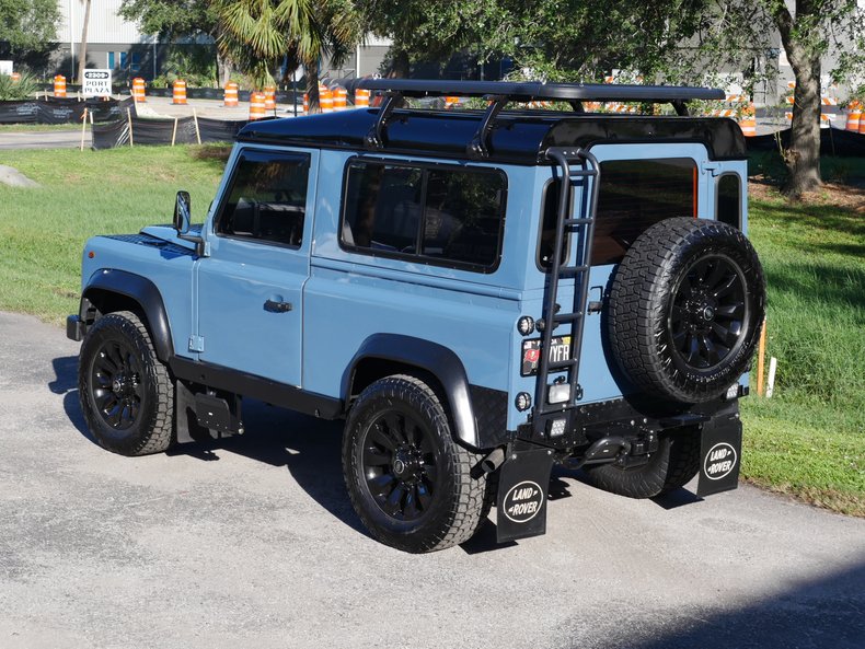 1996 Land Rover Defender 90 26