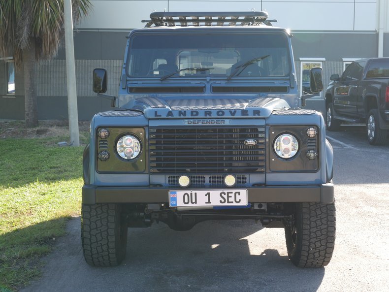 1996 Land Rover Defender 90 31