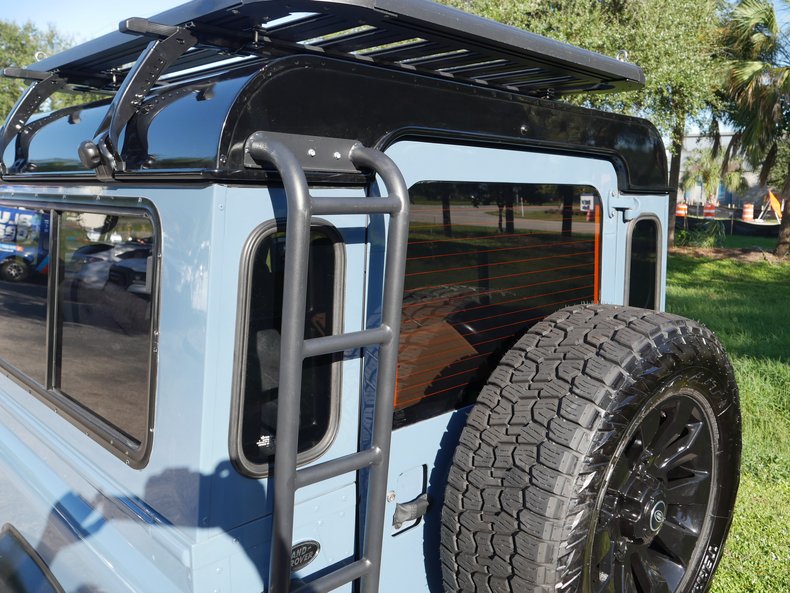 1996 Land Rover Defender 90 41
