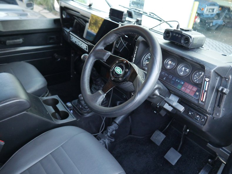 1996 Land Rover Defender 90 8