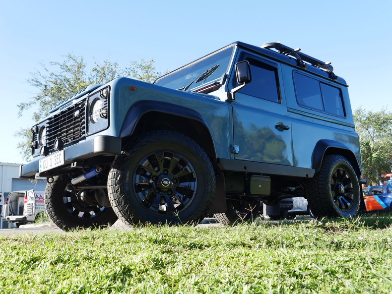 1996 Land Rover Defender 90 66