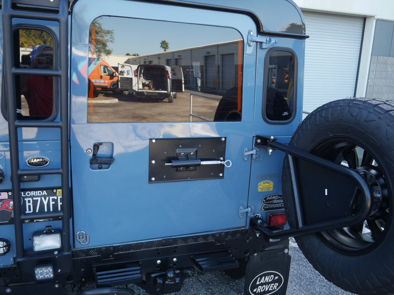 1996 Land Rover Defender 90 79