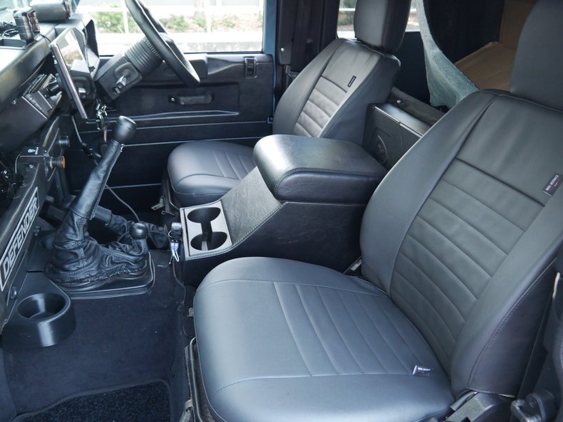1996 Land Rover Defender 90 83