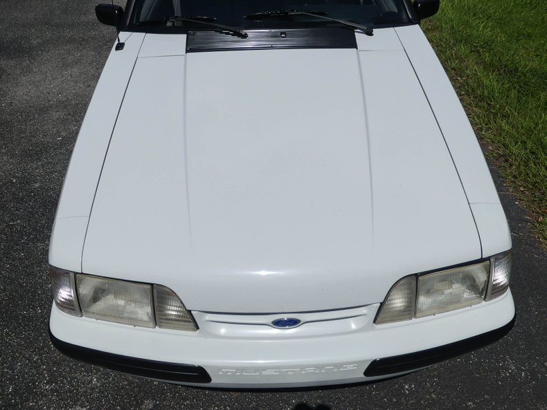 1990 Ford Mustang 57