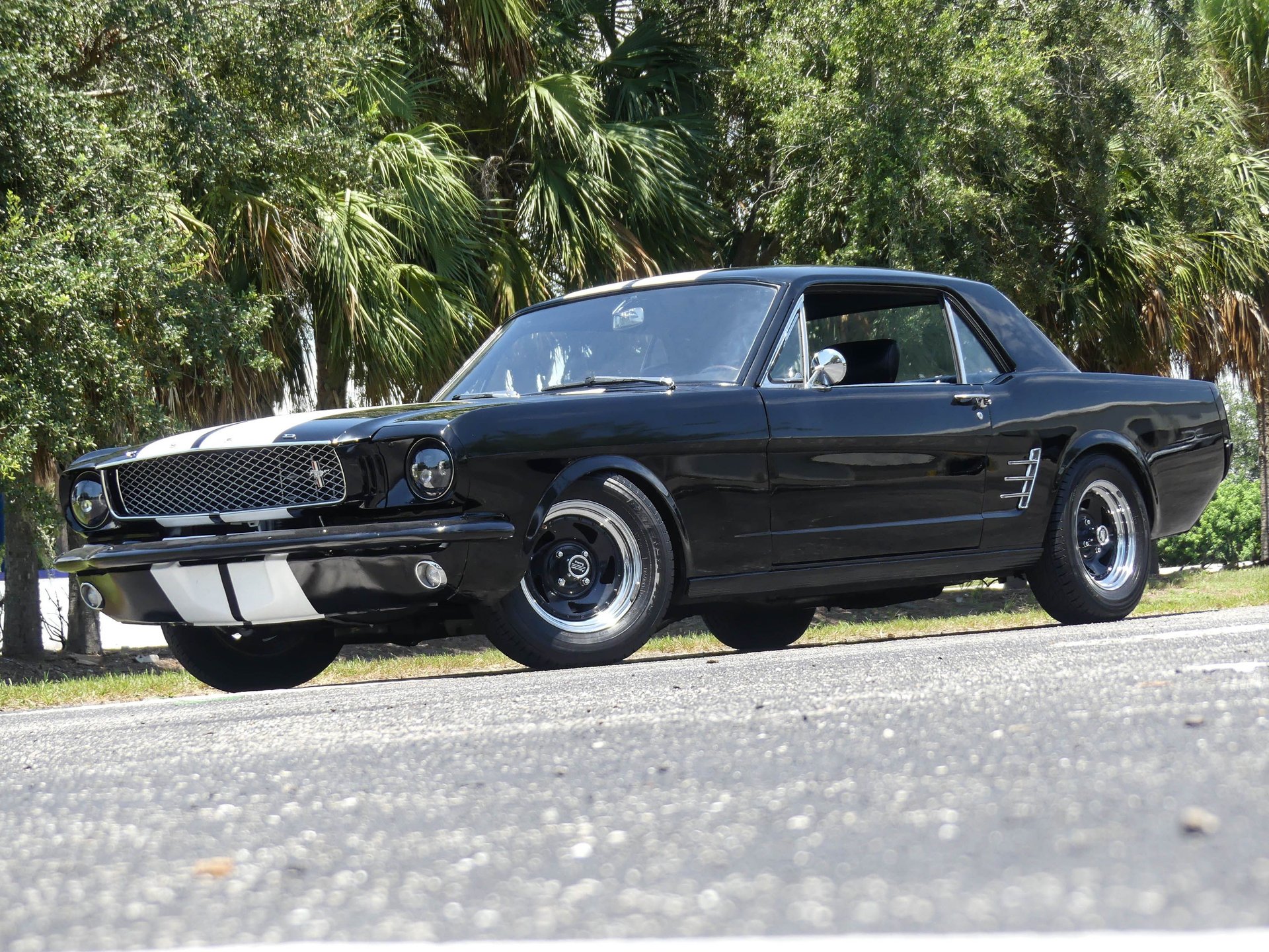 1966 ford mustang coupe restomod