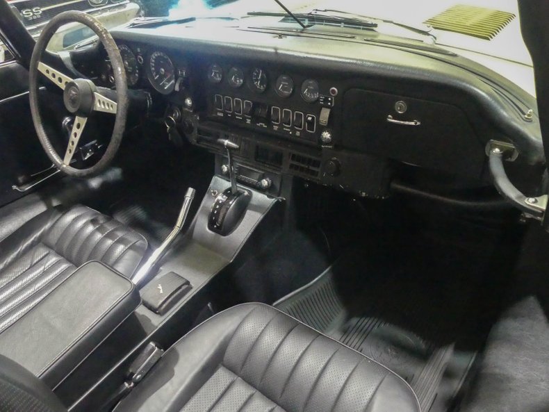 1972 Jaguar XKE 58