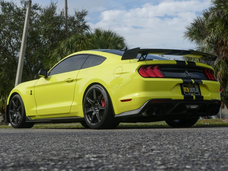 2021 Ford Mustang 17
