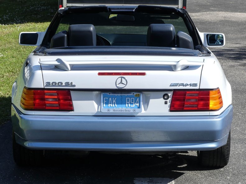 1990 Mercedes-Benz 300SL 31
